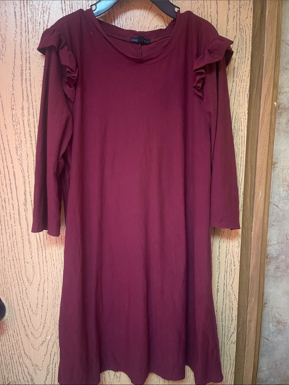 Women’s Ruffle Shoulder Long Sleeve Dress - Burgundy